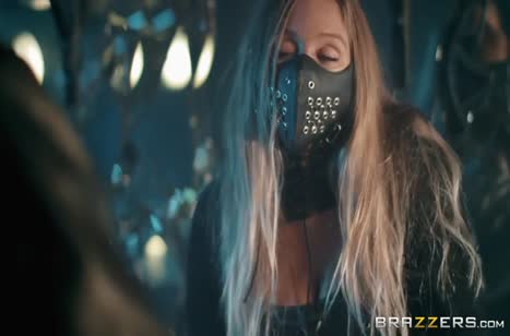 Грудастую милфу Ivy Lebelle удовлетворили большим членом