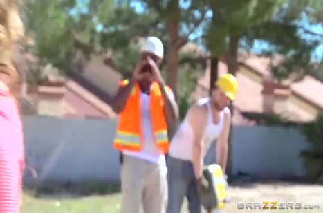 Похотливая милфа хотела порева в кандалах