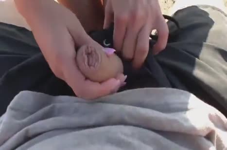 Засадил красивой блондинке прямо посреди огорода