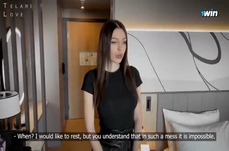 Телка с татуированной жопой оказалась вполне доступной